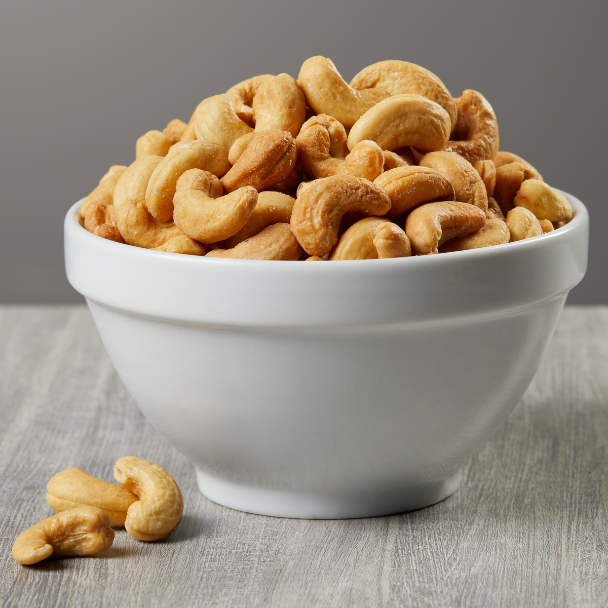 Kirkland Signature Fancy Whole Cashews, Unsalted, 40 oz