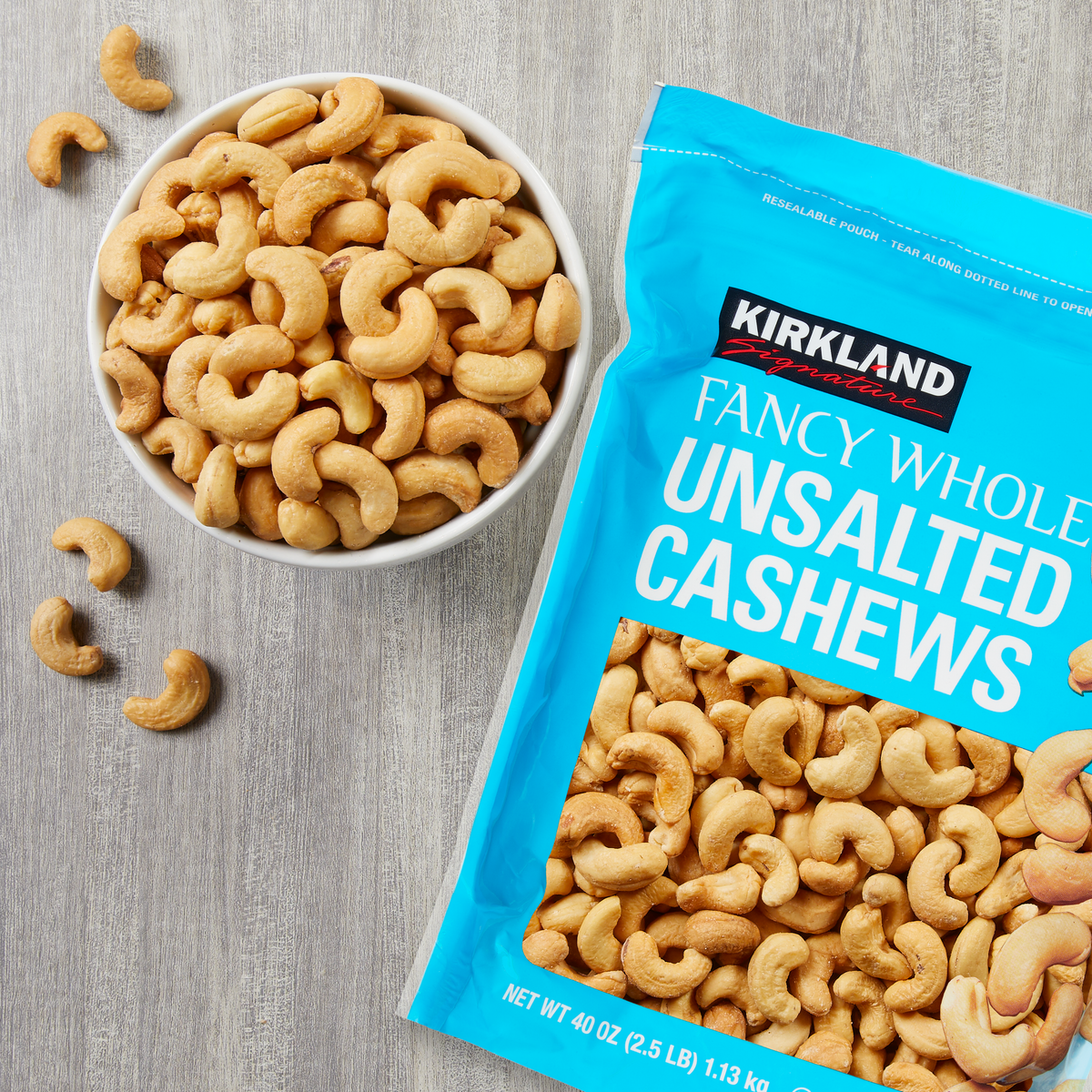 Kirkland Signature Fancy Whole Cashews, Unsalted, 40 oz