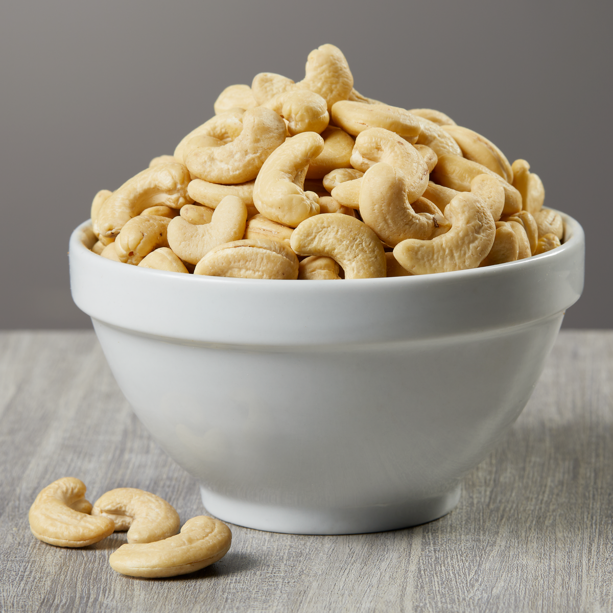 Kirkland Signature Organic Whole Cashews, Unsalted, Unroasted, 40 oz